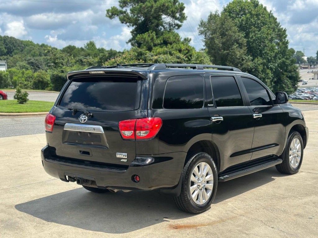 2016 Toyota Sequoia Image 4
