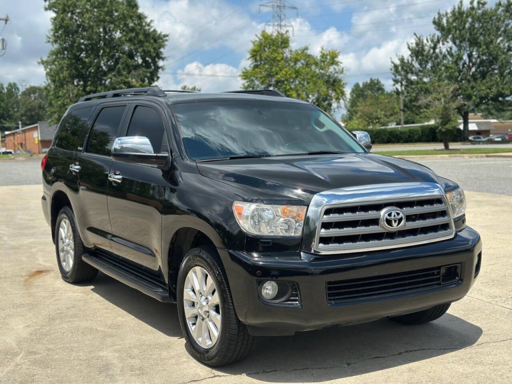 2016 Toyota Sequoia Image 6
