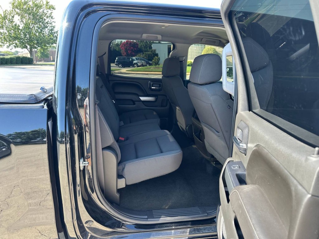 2017 Chevrolet Silverado 1500 Image 11