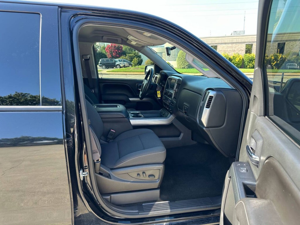 2017 Chevrolet Silverado 1500 Image 12