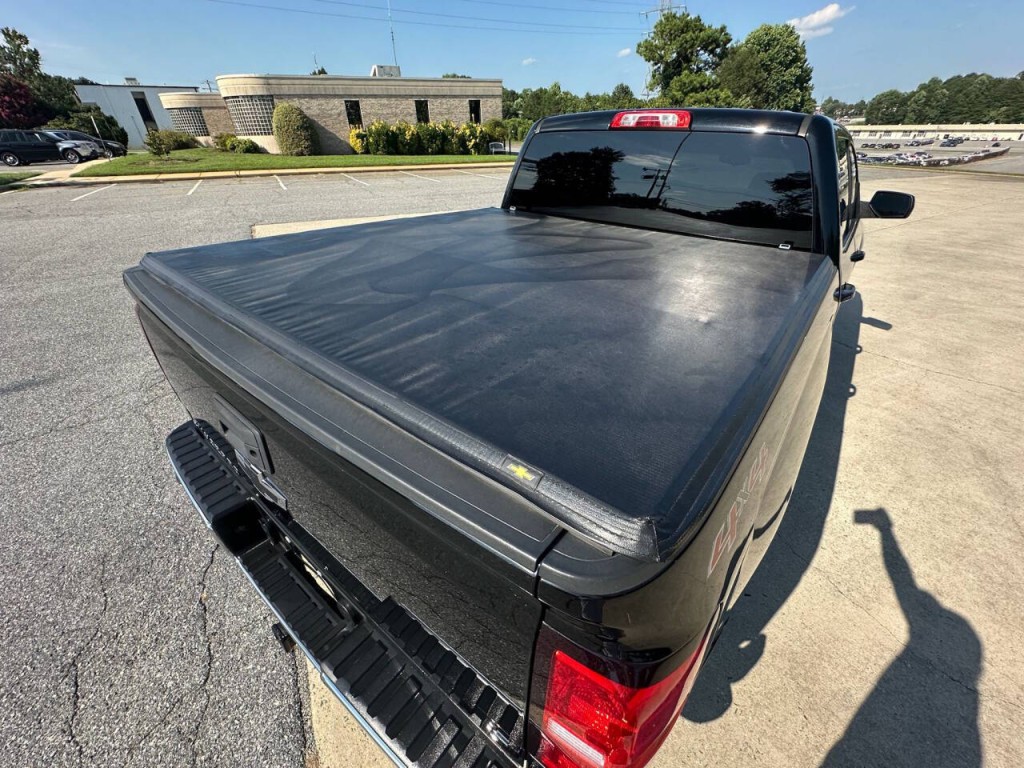 2017 Chevrolet Silverado 1500 Image 16