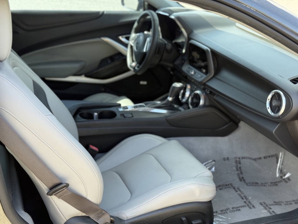 2016 Chevrolet Camaro Image 10