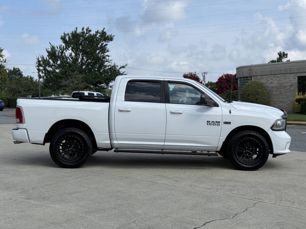 2014 RAM 1500 Image 6