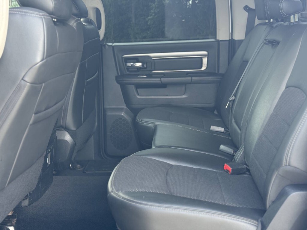 2014 RAM 1500 Image 8