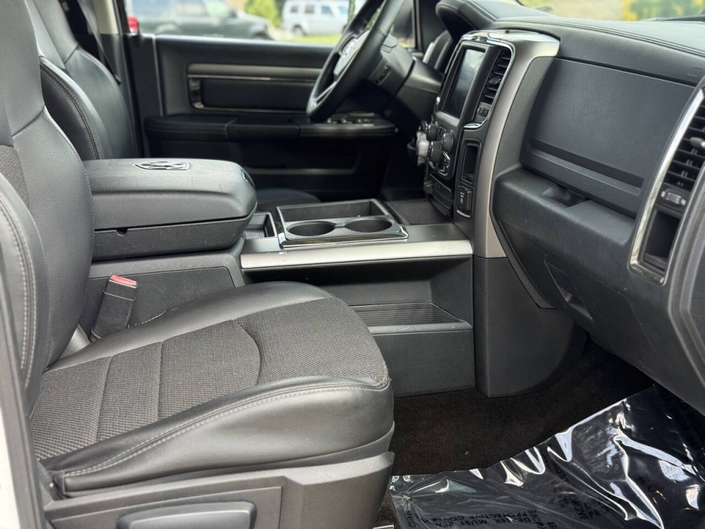 2014 RAM 1500 Image 14