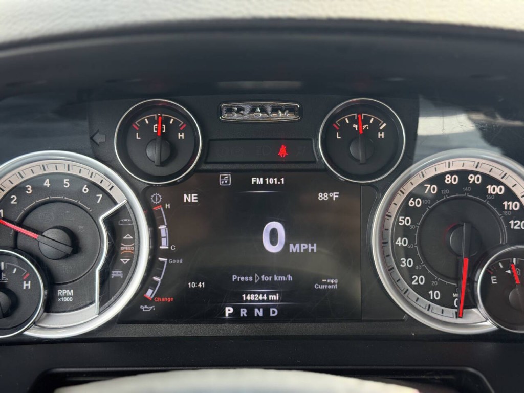 2014 RAM 1500 Image 16