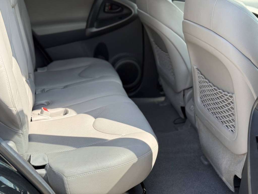 2012 Toyota Rav4 Image 9