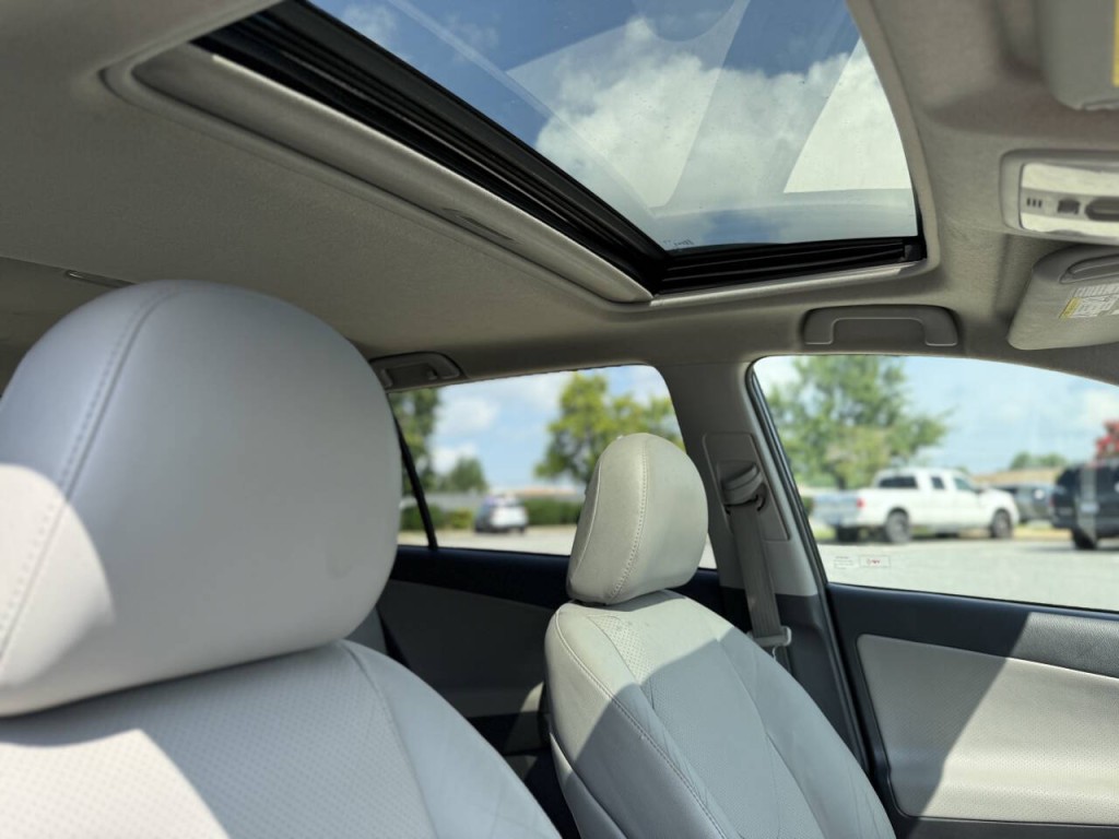 2012 Toyota Rav4 Image 13