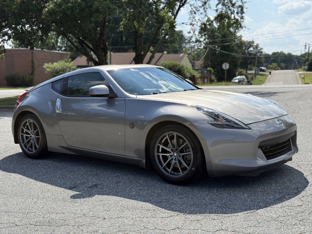 2009 Nissan 370Z Image 7