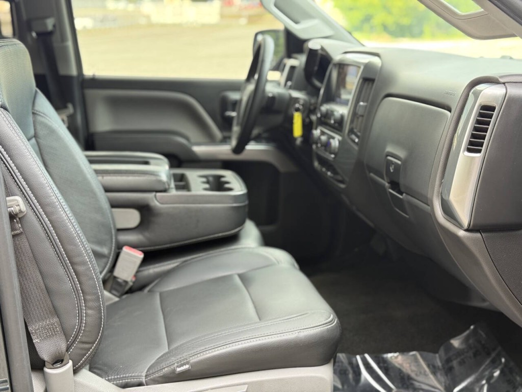 2018 Chevrolet Silverado 1500 Image 11