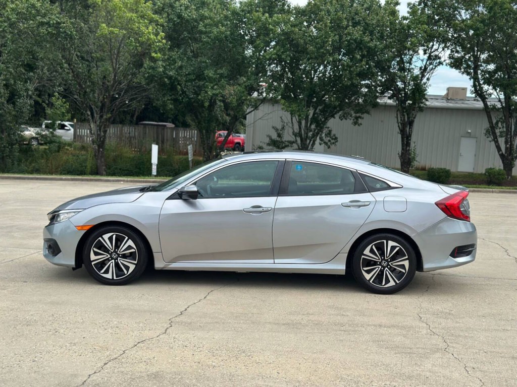 2016 Honda Civic Image 2