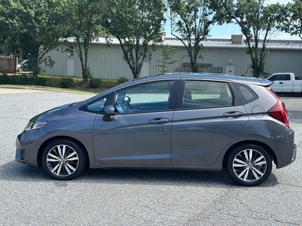 2016 Honda Fit Image 2
