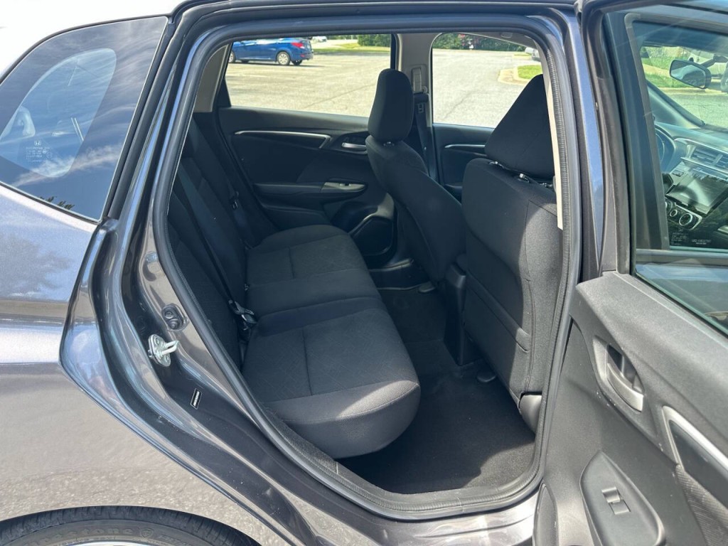 2016 Honda Fit Image 9