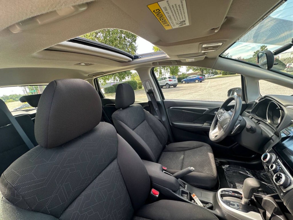 2016 Honda Fit Image 14