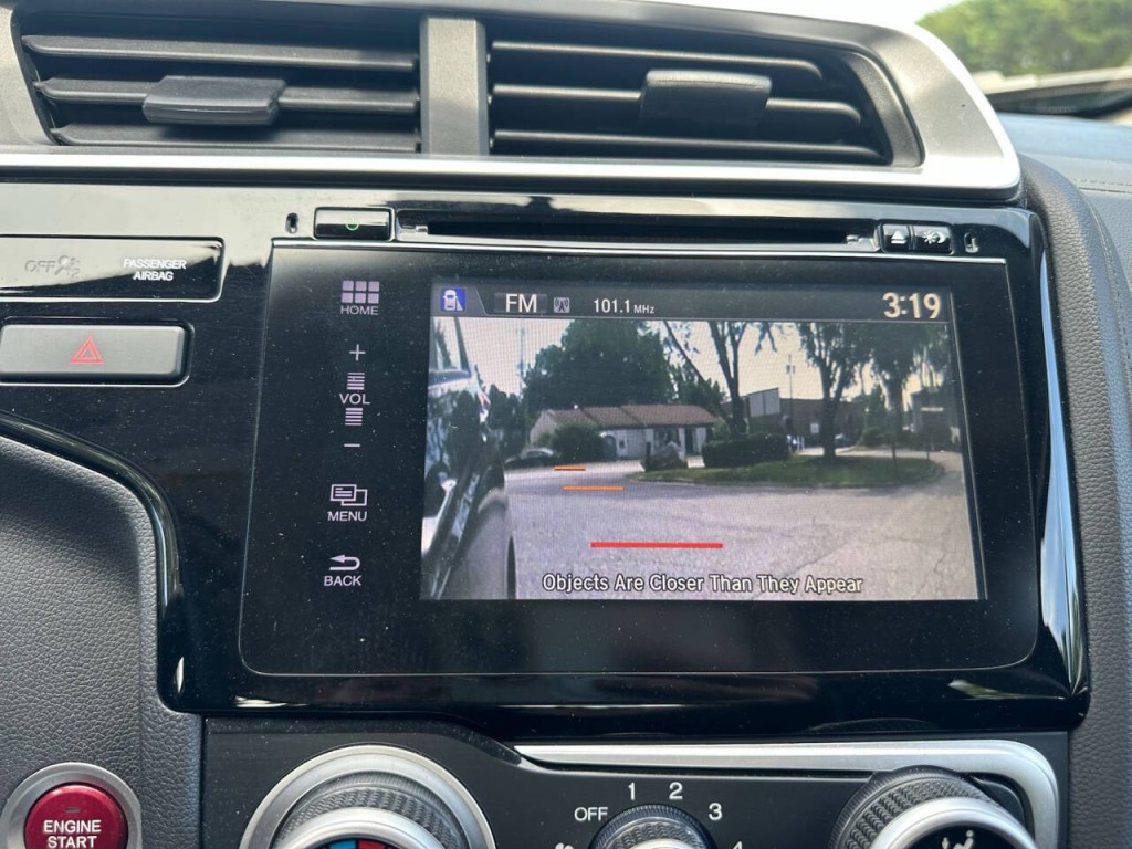 2016 Honda Fit Image 18