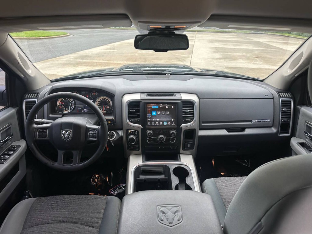 2016 RAM 1500 Image 11