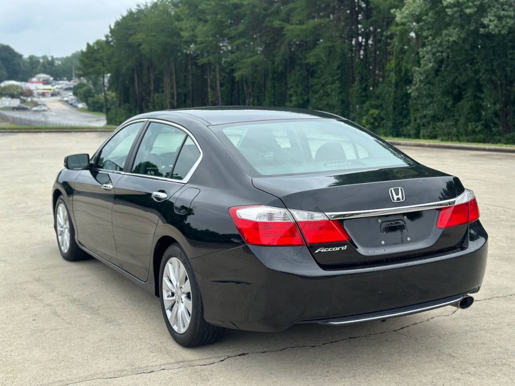 2013 Honda Accord Image 3