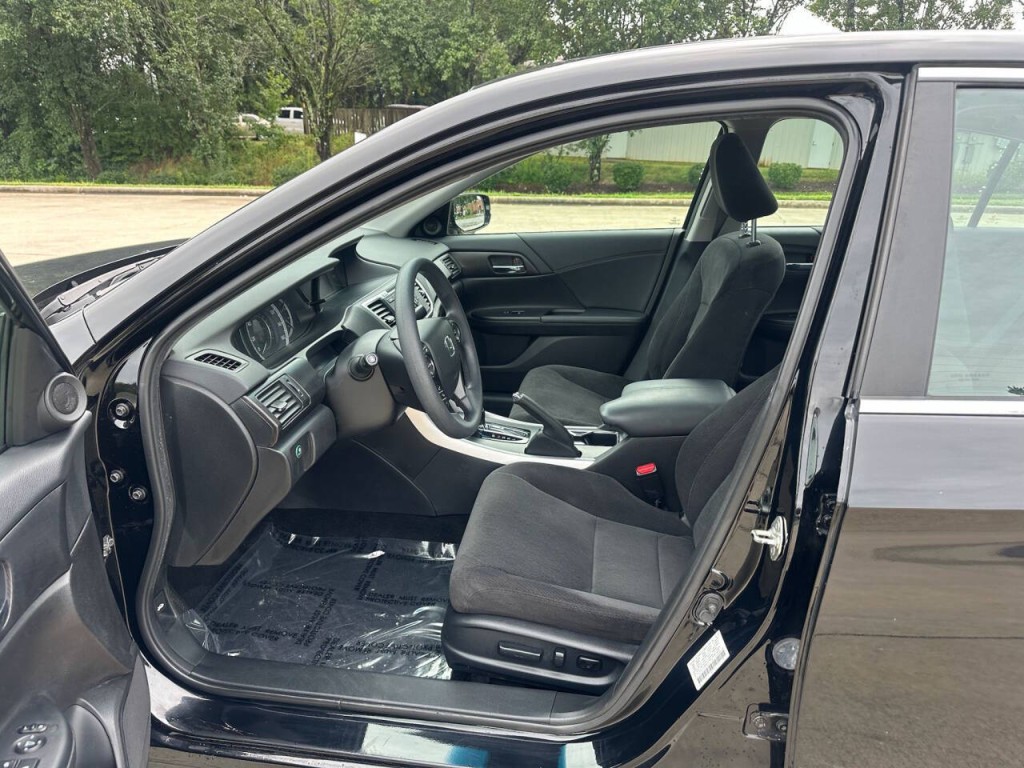 2013 Honda Accord Image 8
