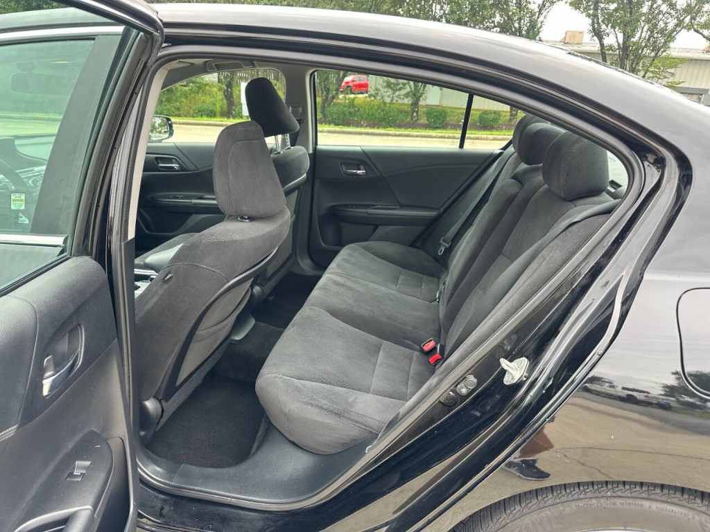 2013 Honda Accord Image 9