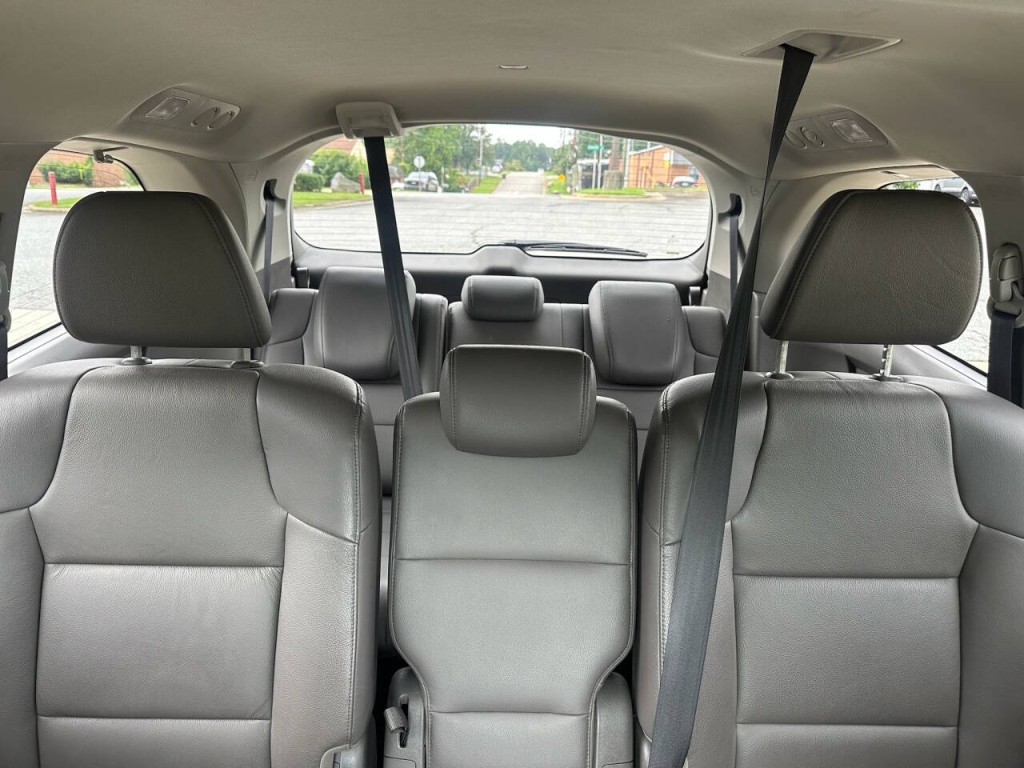 2017 Honda Odyssey Image 12
