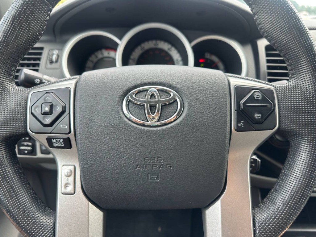 2014 Toyota Tacoma Image 14