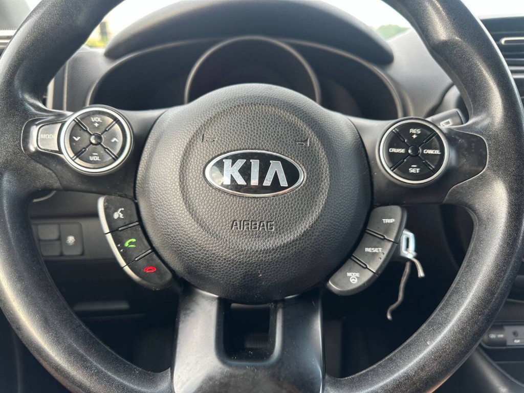 2015 Kia Soul Image 14