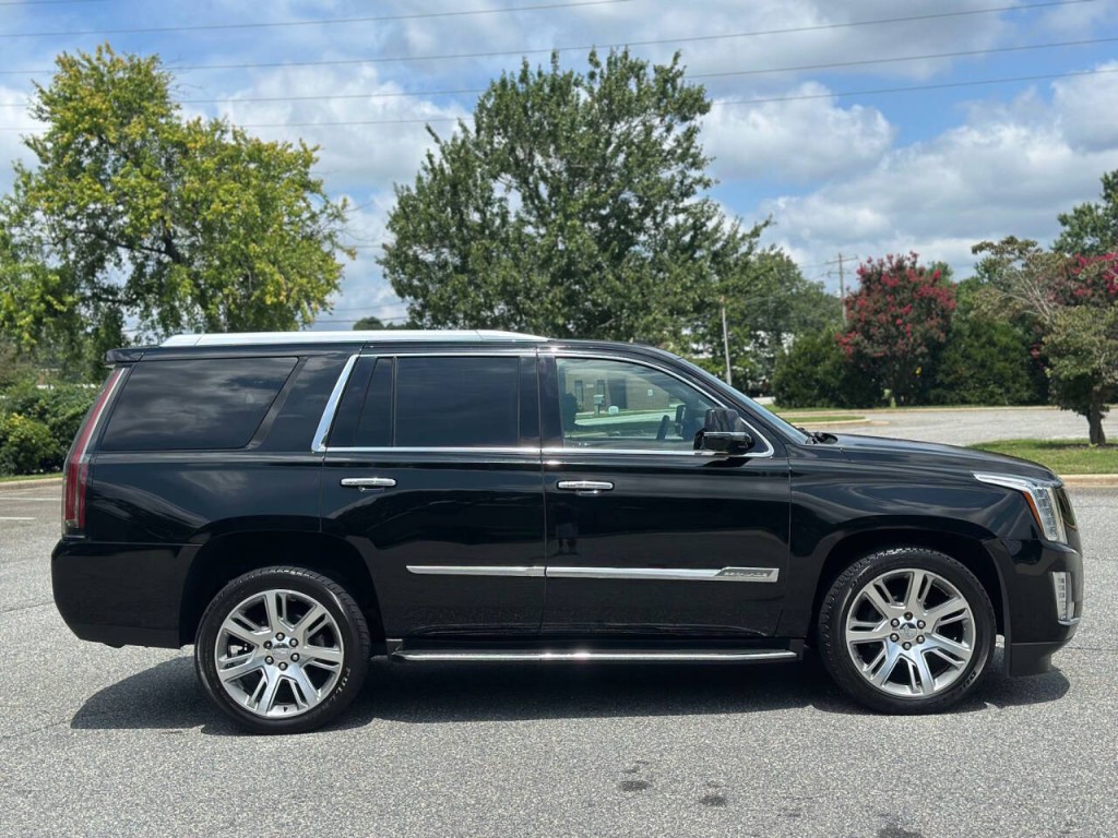 2016 Cadillac Escalade Image 7