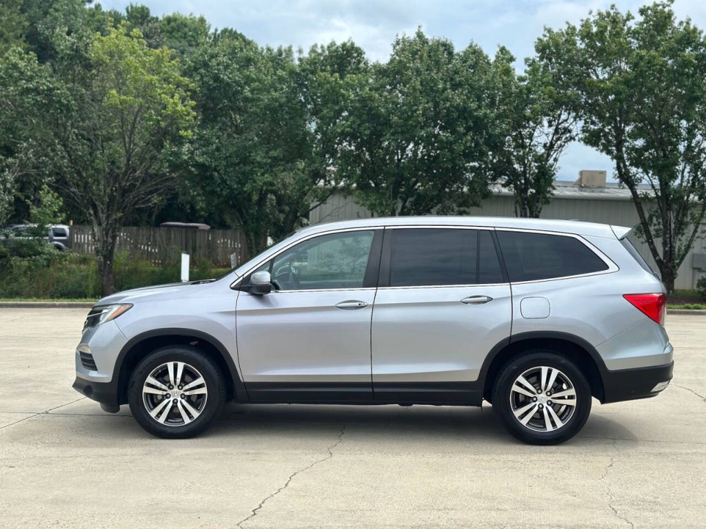 2016 Honda Pilot Image 2