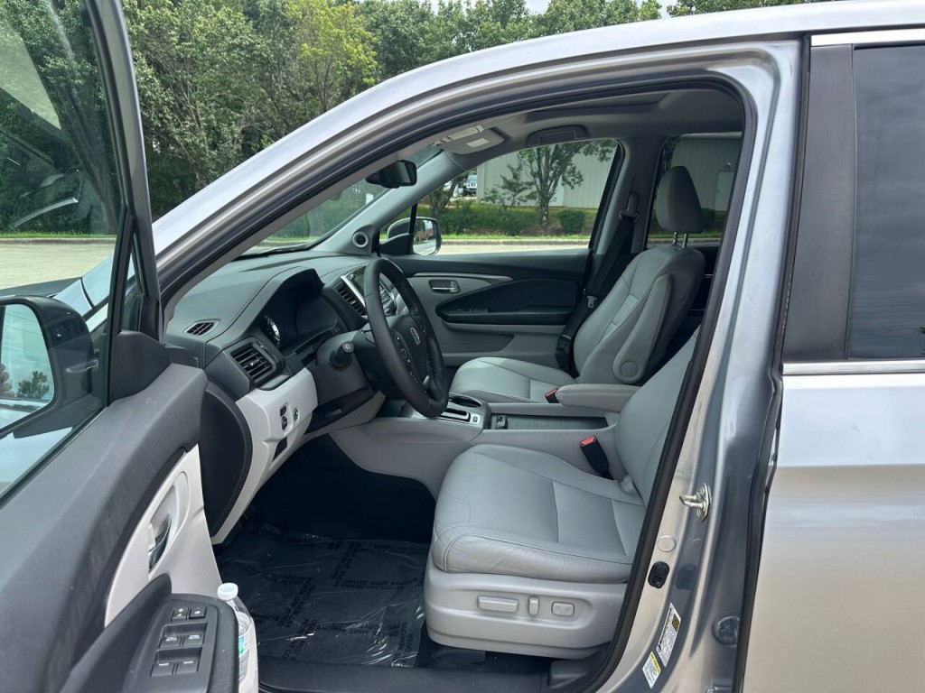 2016 Honda Pilot Image 8