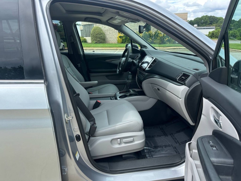 2016 Honda Pilot Image 12