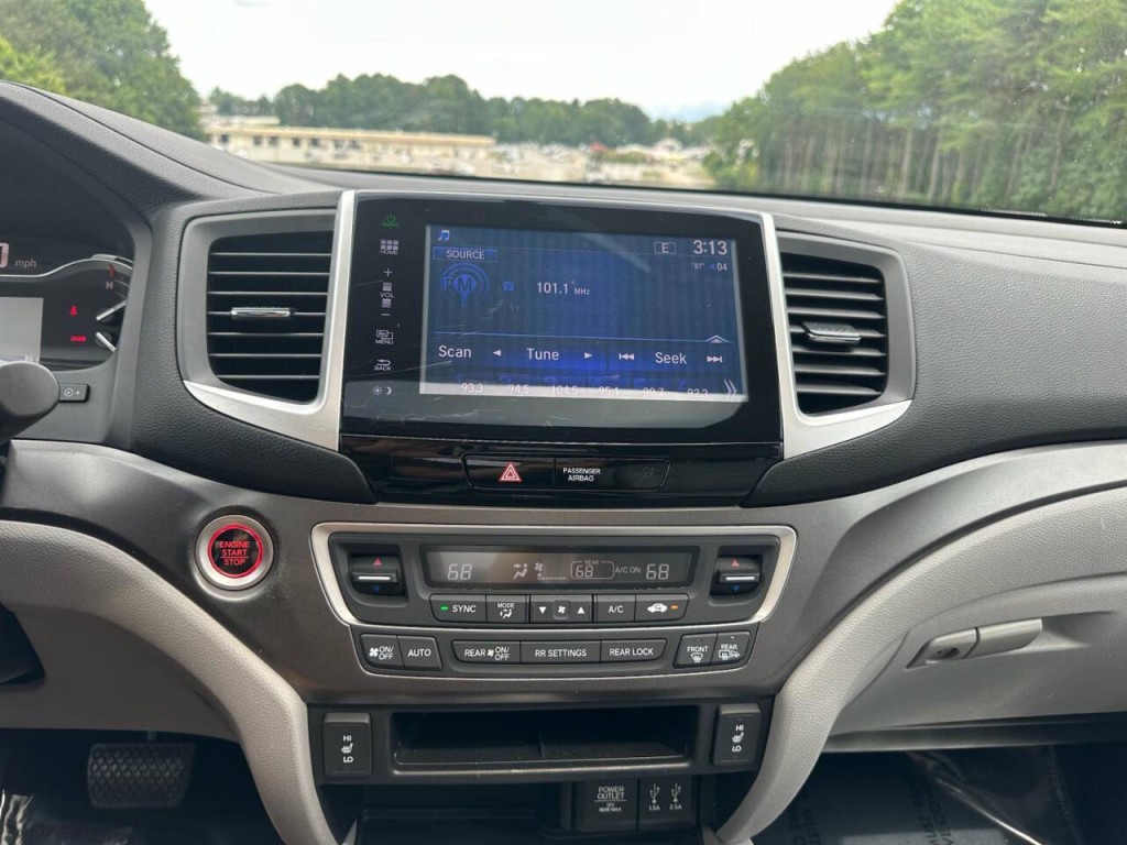 2016 Honda Pilot Image 14