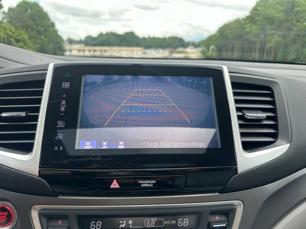 2016 Honda Pilot Image 18