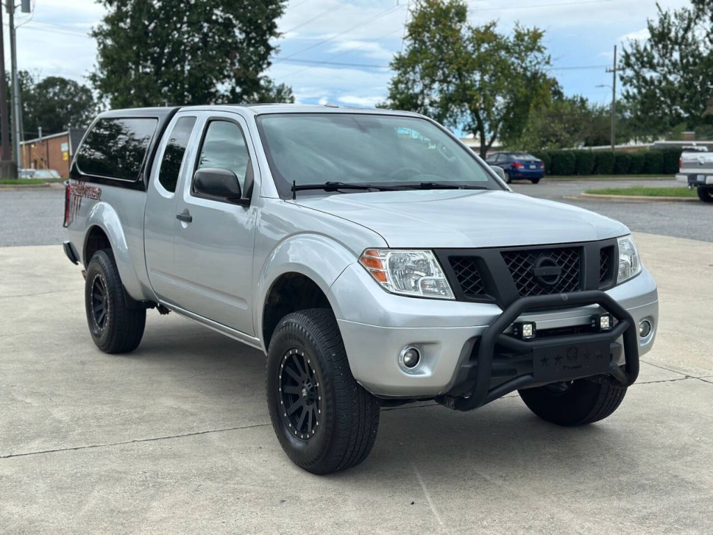 2016 Nissan Frontier Image 7