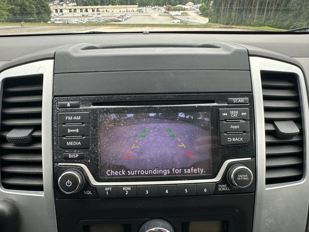 2016 Nissan Frontier Image 12