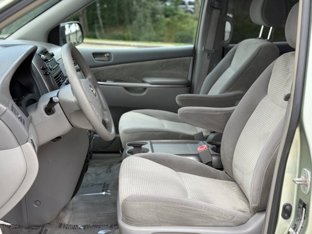 2006 Toyota Sienna Image 8