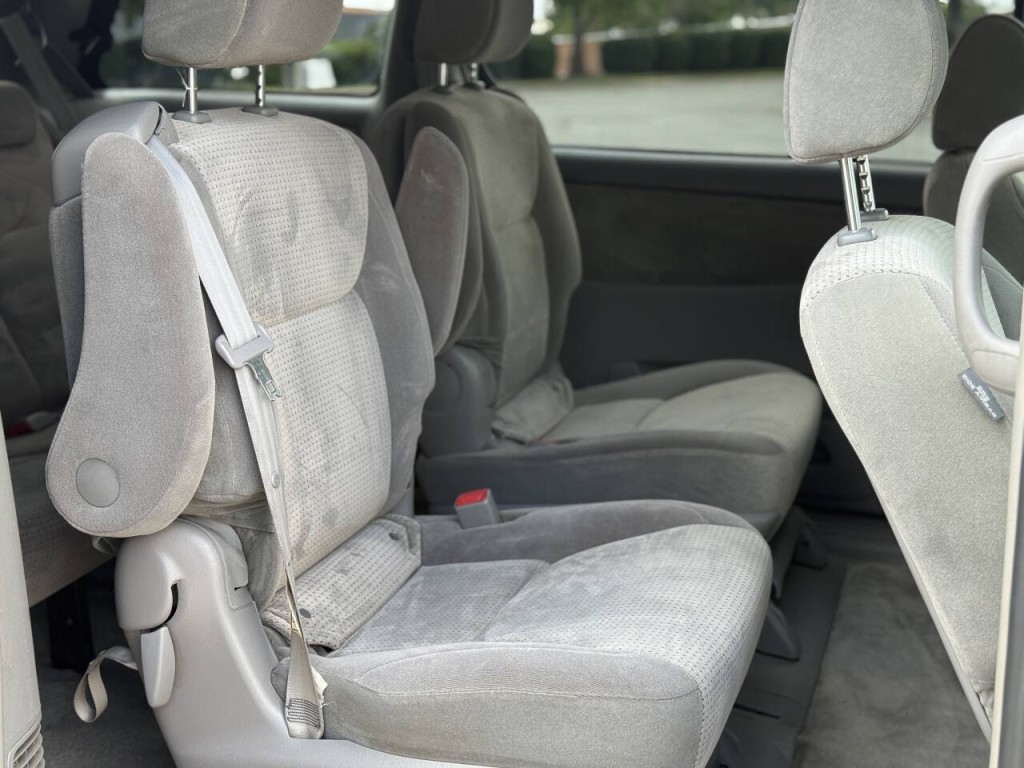 2006 Toyota Sienna Image 10