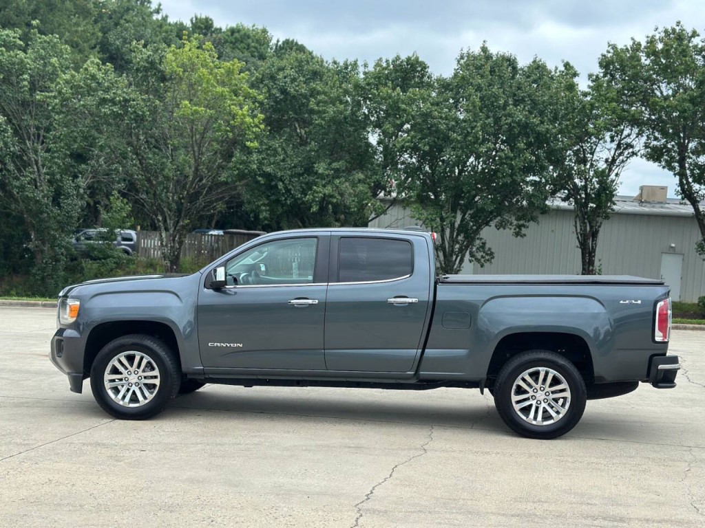 2015 GMC Canyon Image 2