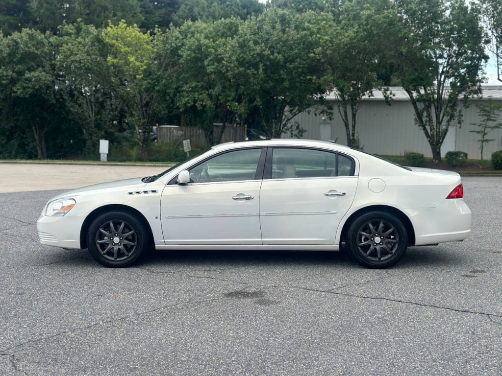 2006 Buick Lucerne Image 2