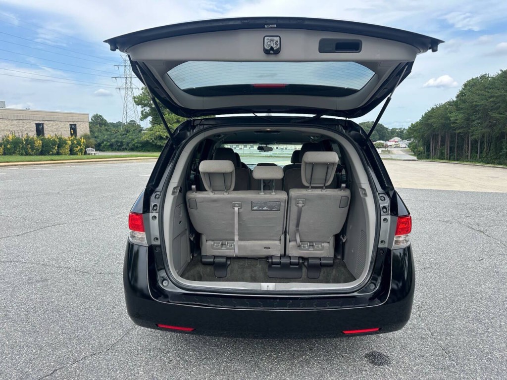 2016 Honda Odyssey Image 16