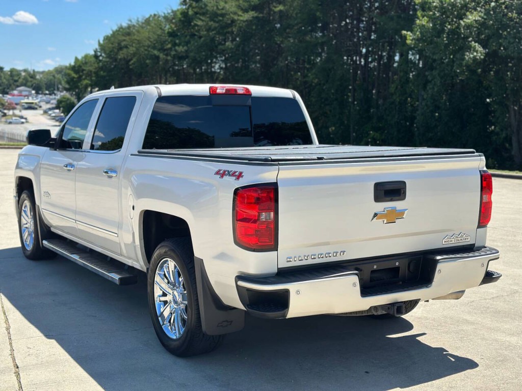 2015 Chevrolet Silverado 1500 Image 3