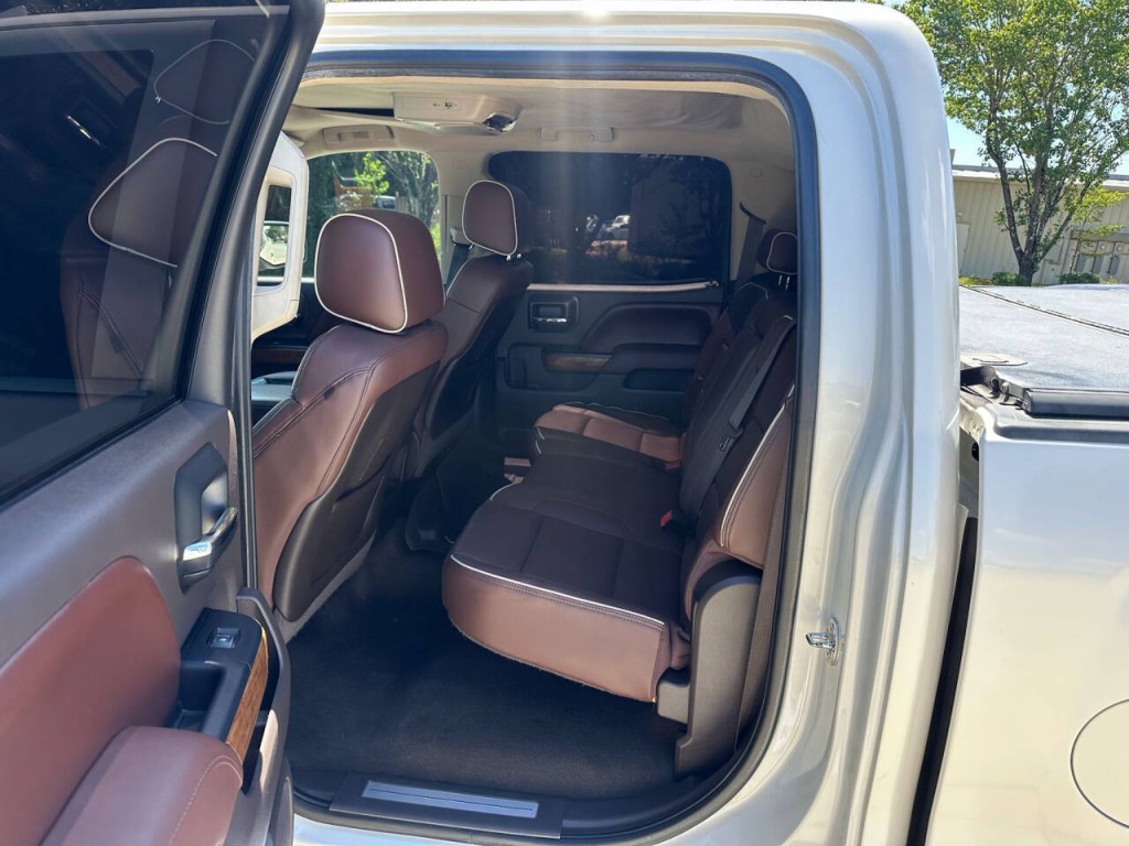 2015 Chevrolet Silverado 1500 Image 9