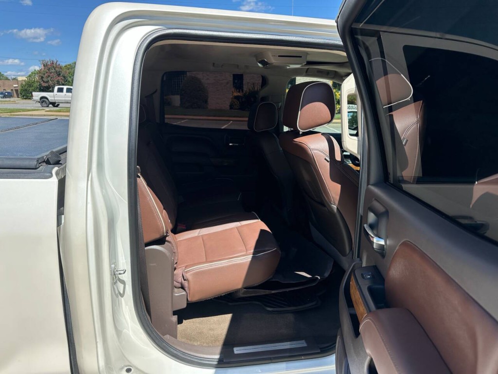2015 Chevrolet Silverado 1500 Image 10