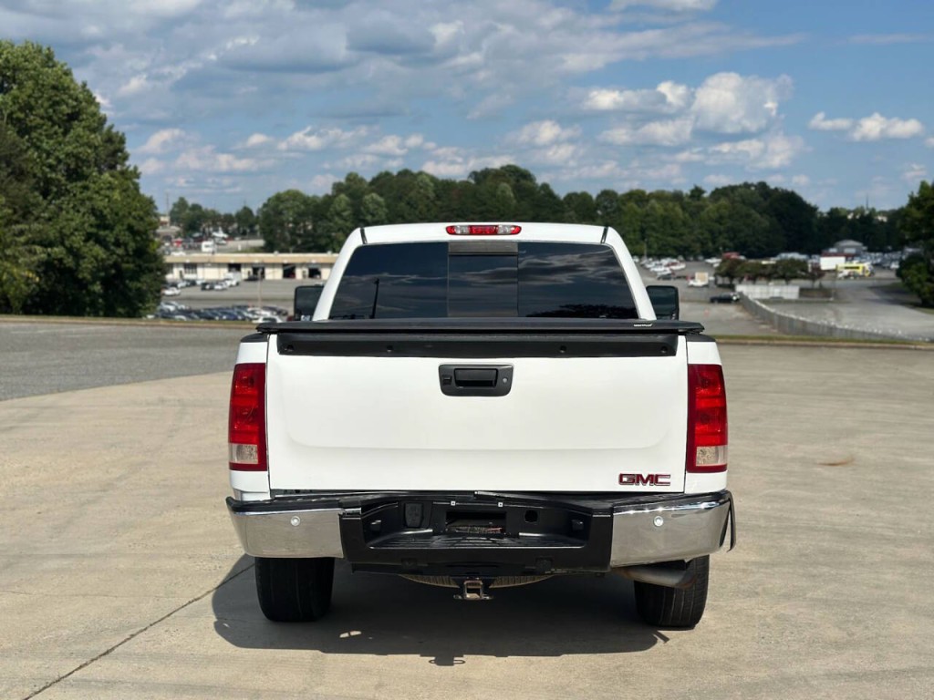 2011 GMC Sierra 1500 Image 4