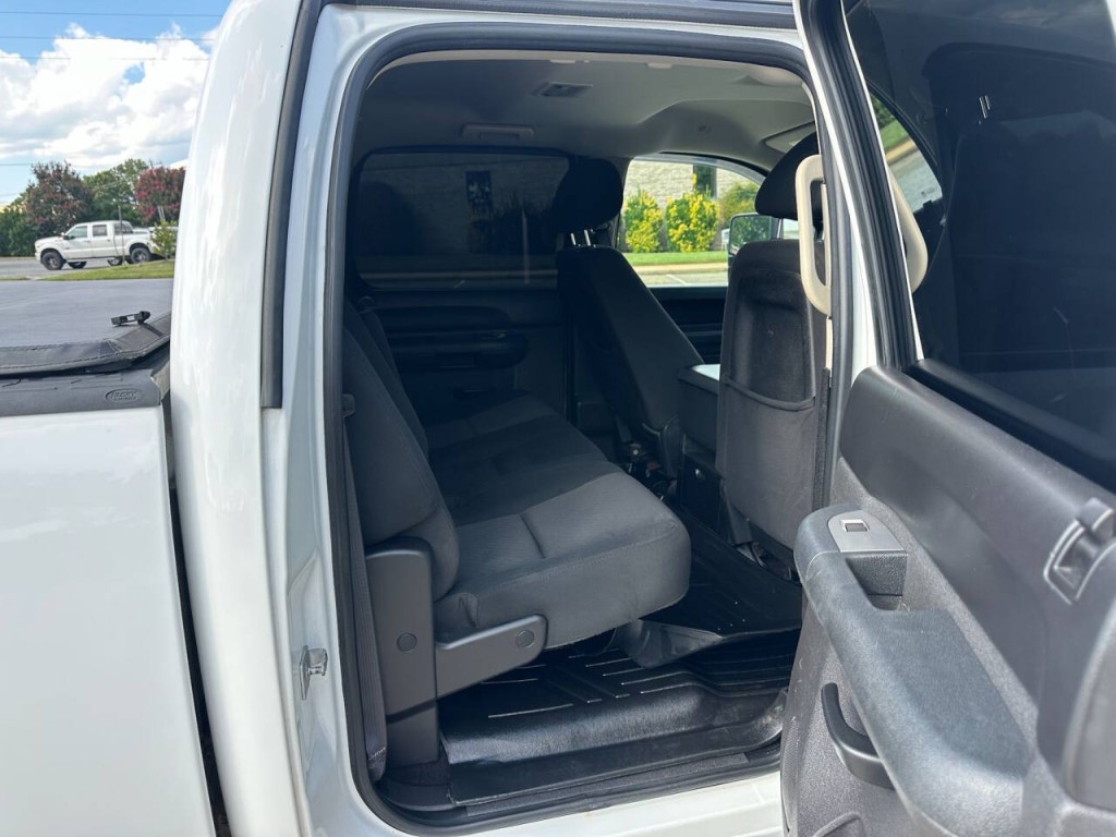 2011 GMC Sierra 1500 Image 10