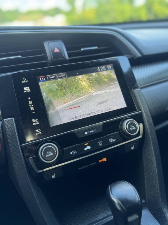 2018 Honda Civic Image 15