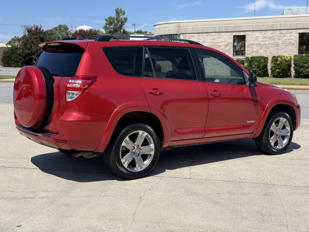 2011 Toyota Rav4 Image 5