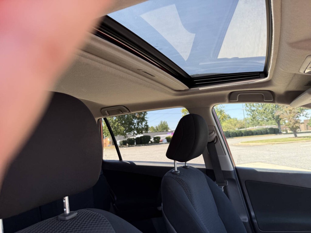 2011 Toyota Rav4 Image 15