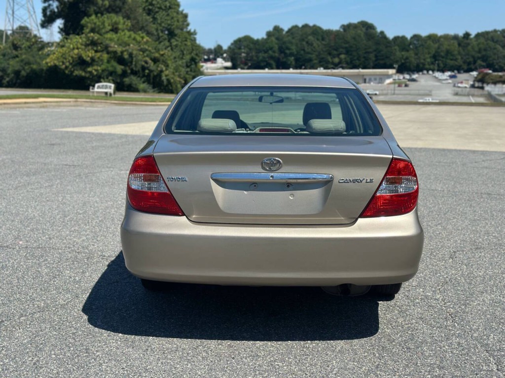 2003 Toyota Camry Image 4