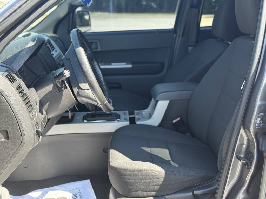2012 Ford Escape Image 8