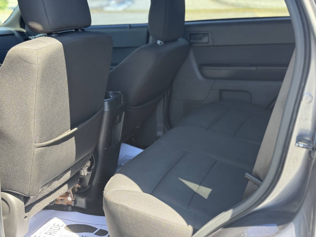 2012 Ford Escape Image 9